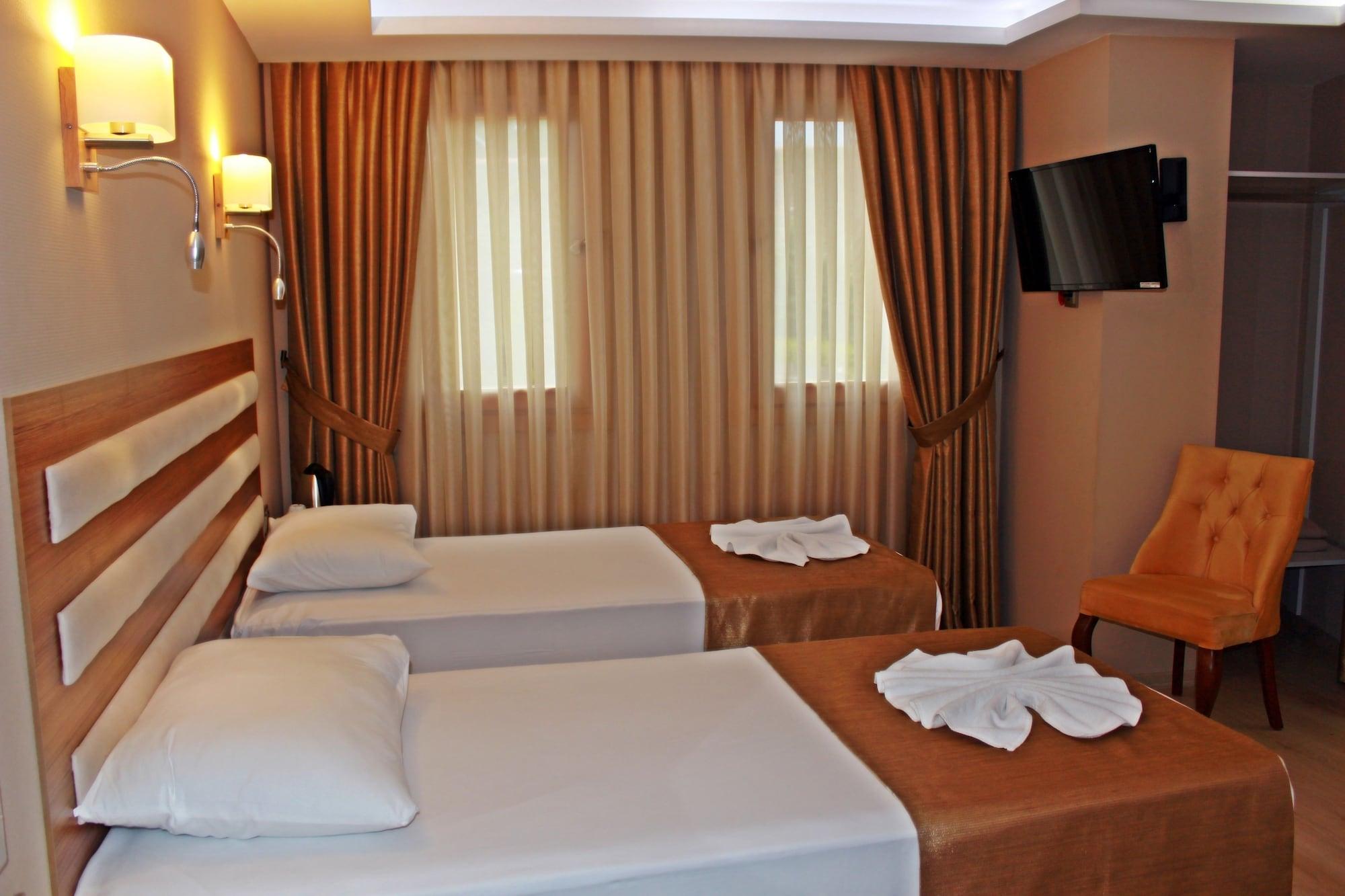 Feza Hotel 3*