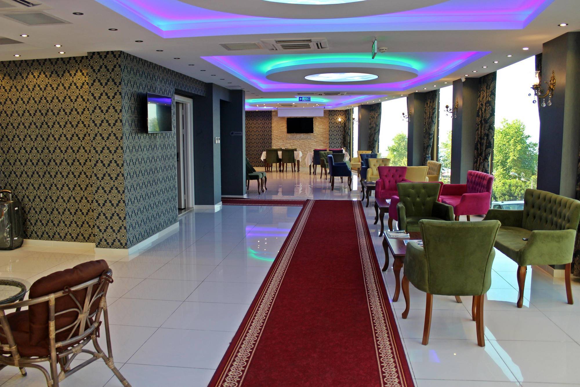 Hotel Feza 3*